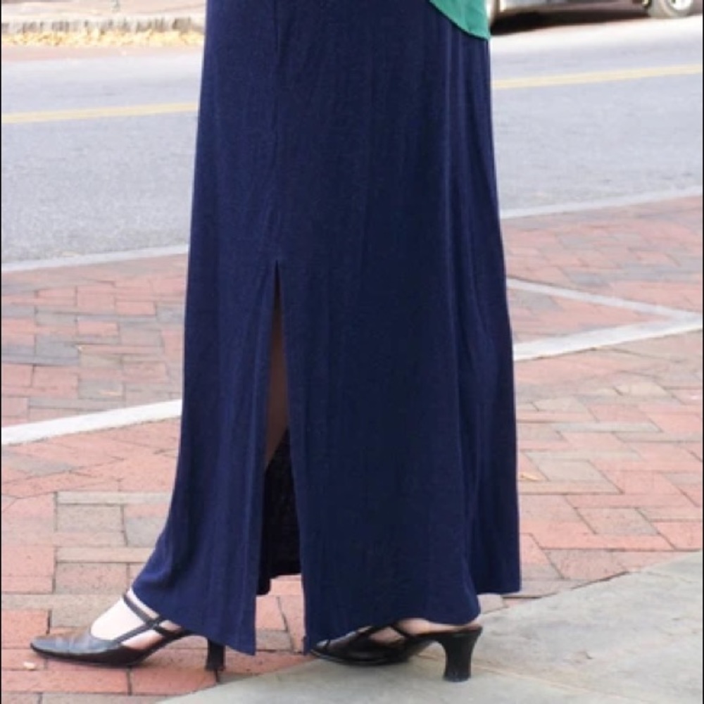 Soft Classic Maxiskirt - Picture 3 of 3